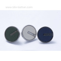 Metal snap buttons for knitwear